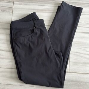Men’s lululemon ABC slim fit pants